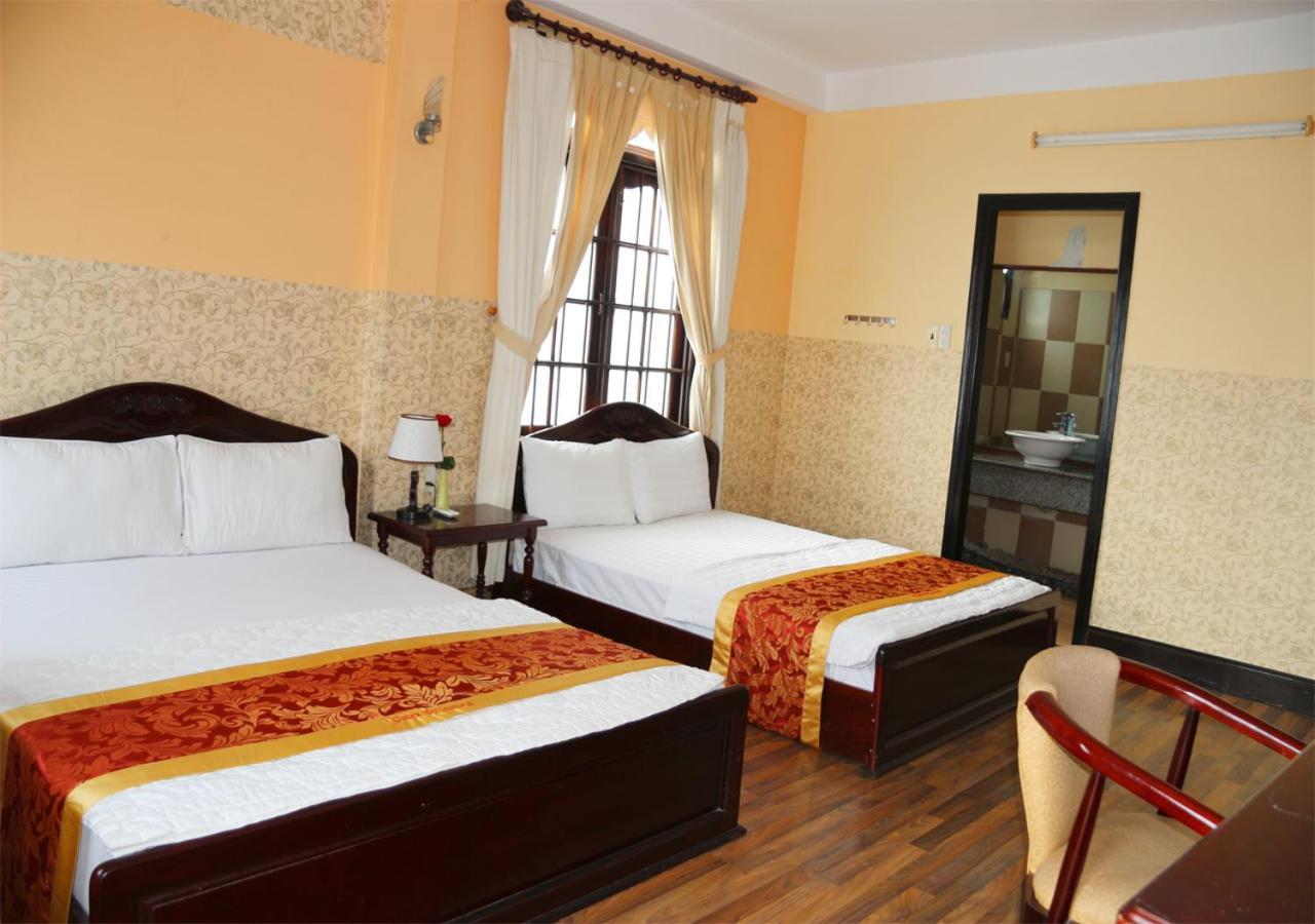 Ponys Hotel На Транг Екстериор снимка