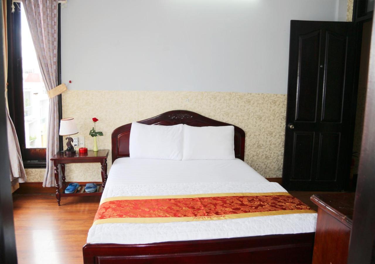 Ponys Hotel На Транг Екстериор снимка