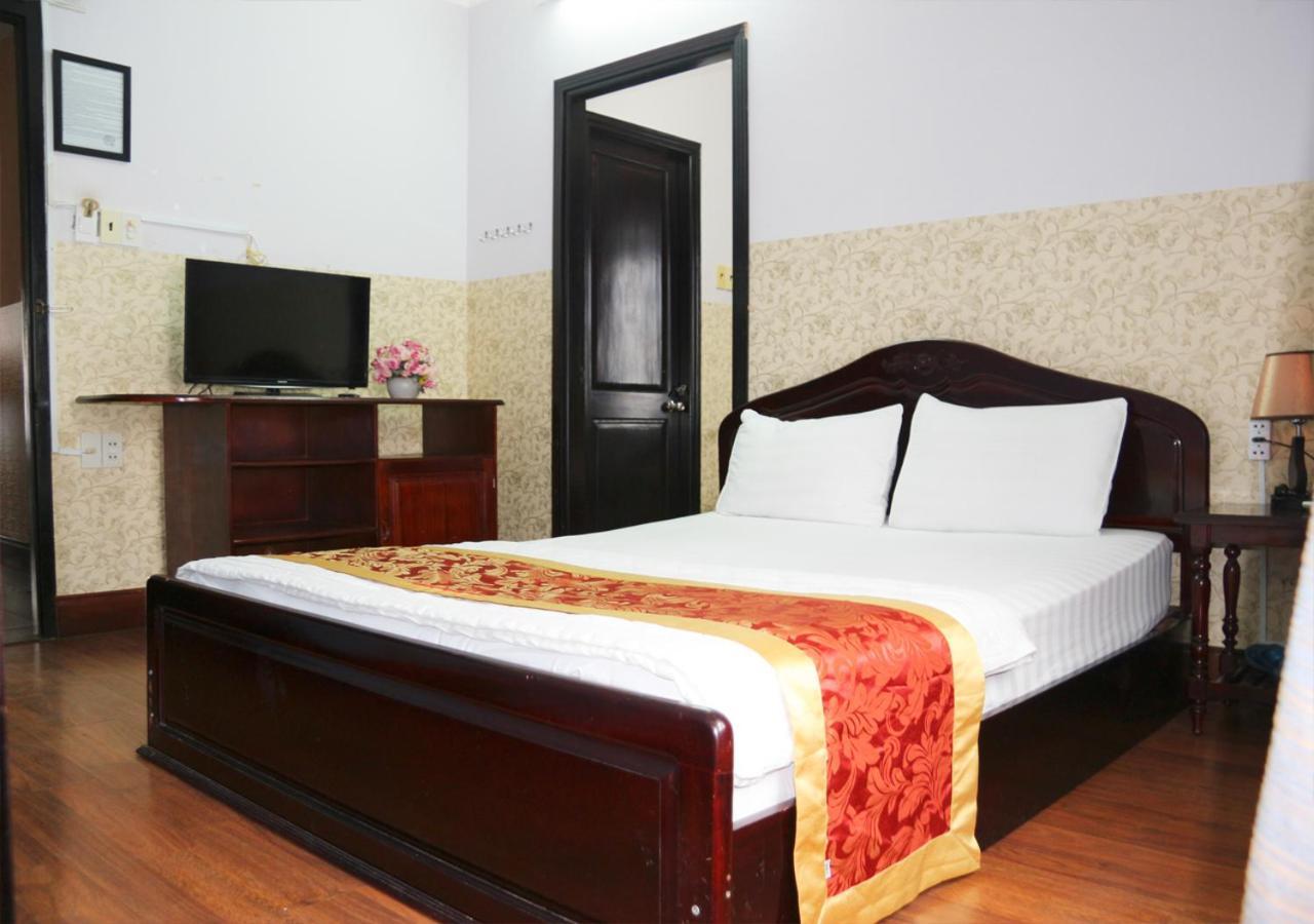 Ponys Hotel На Транг Екстериор снимка