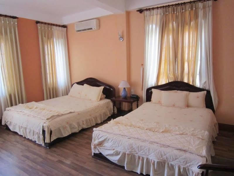 Ponys Hotel На Транг Екстериор снимка