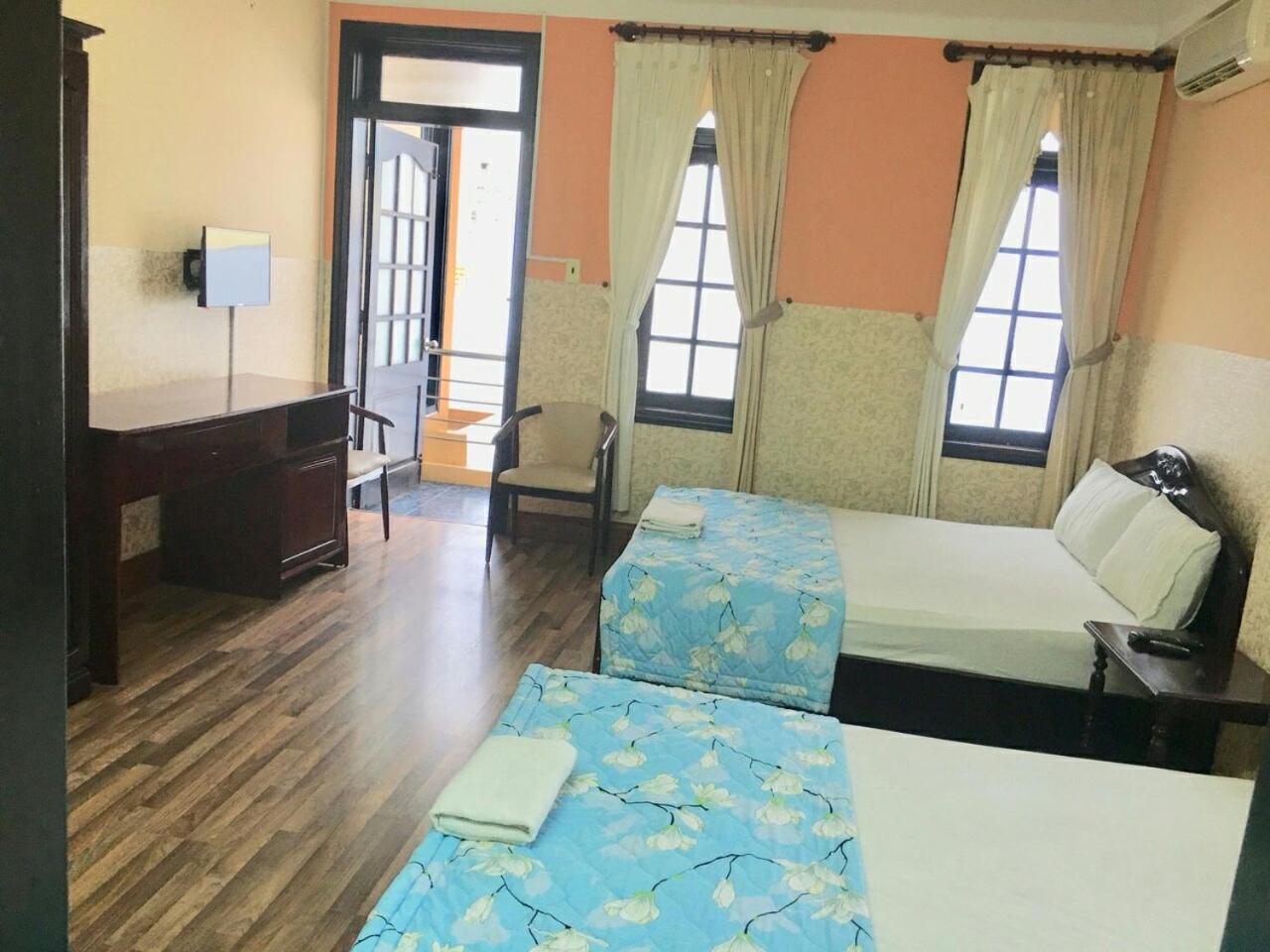 Ponys Hotel На Транг Екстериор снимка
