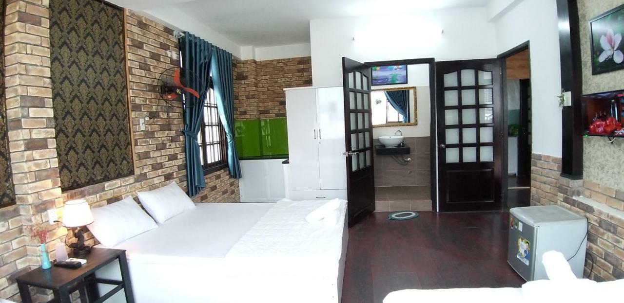 Ponys Hotel На Транг Екстериор снимка